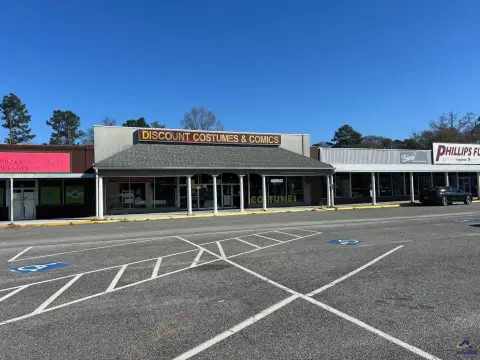 Successful Storefront in Warner Robins