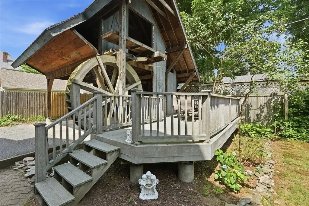 Picture 36