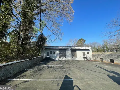 Renovated Warehouse with Office