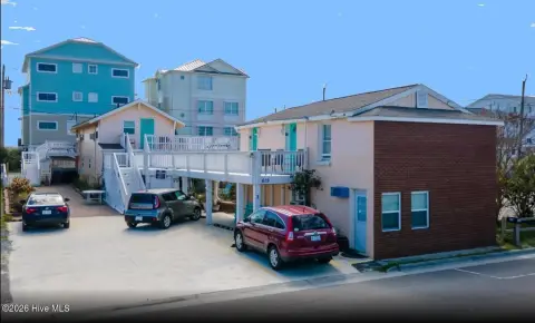 Six-Unit Motel with Ocean and Lake Frontage