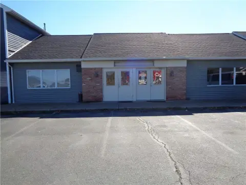 Retail/Office Space in Painted Post