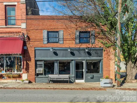Historic Mixed-Use Building