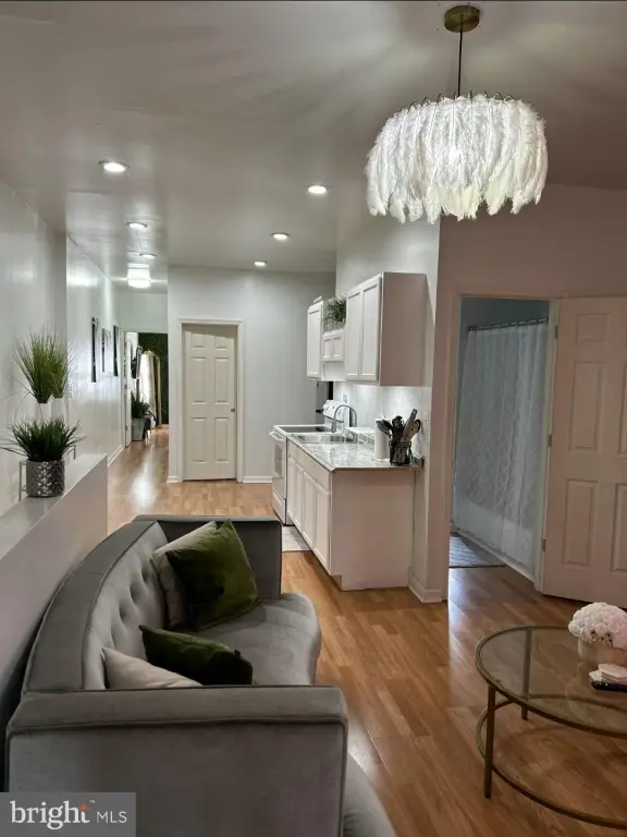Picture 7