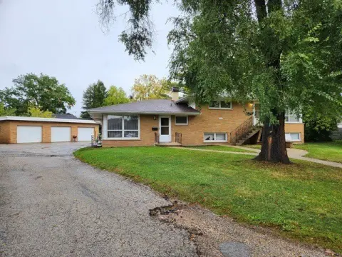 Aurora Triplex with Garage