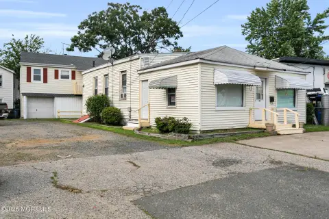 Multi-Family Property with Commercial Potential