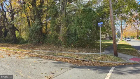 Corner Lot in Hamilton, NJ