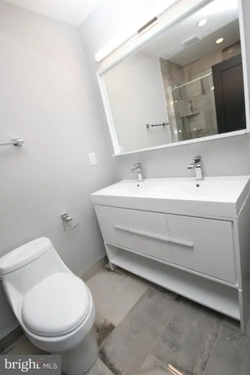 Picture 38