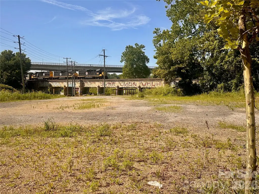 Picture 19