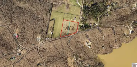 Unrestricted Land Near Lake Barkley
