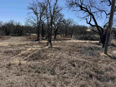 Land in Kingsland, Texas