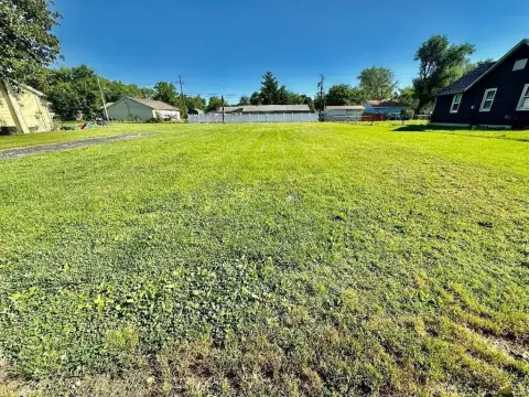 Residential Land in Wood River