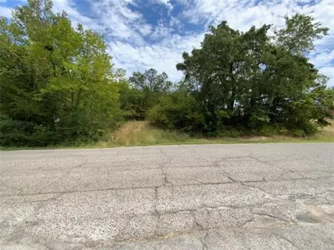 30 Acres Residential Land Ardmore