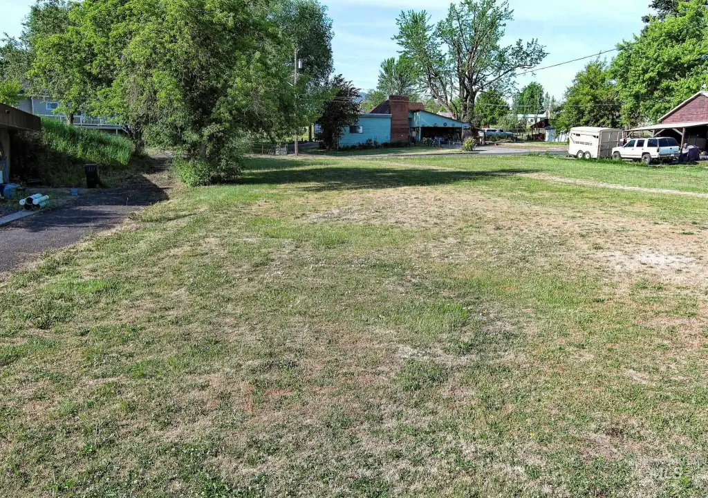 Picture 4