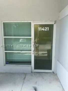 Flex Space with Air-Conditioned Office