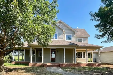 Updated Farmhouse on Equestrian Property