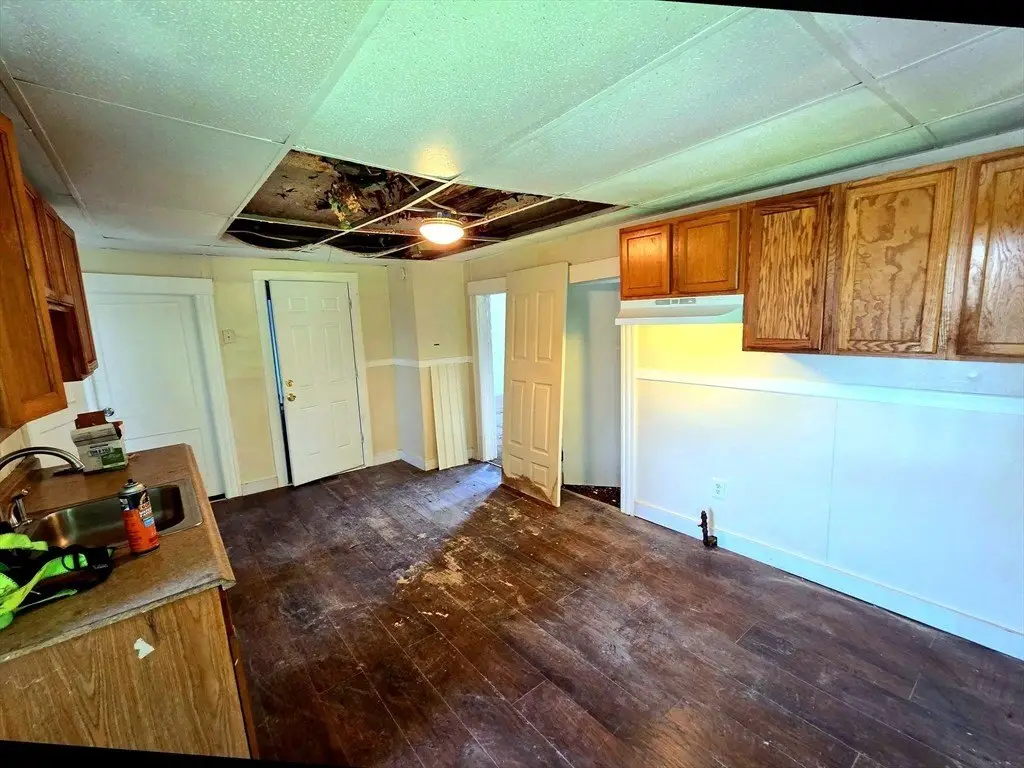Picture 16