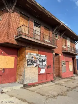 Cleveland Multifamily Building For Sale