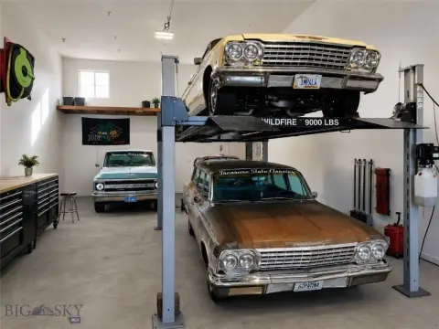 Flex Space with Mezzanine