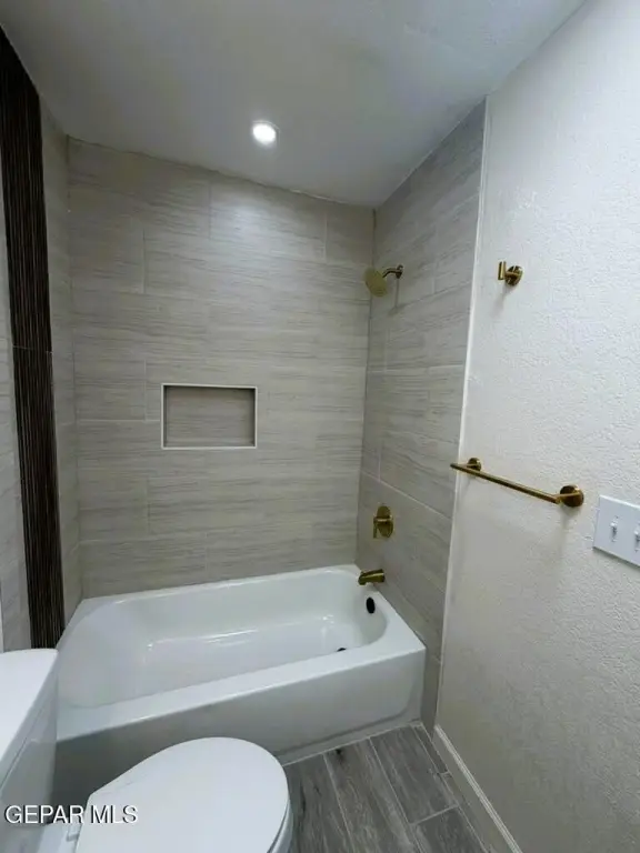 Picture 10