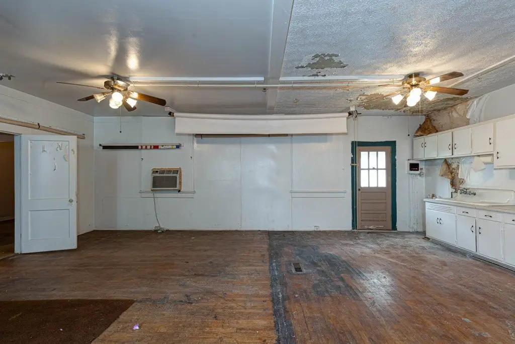 Picture 30
