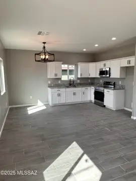 New Duplex Near University of Arizona