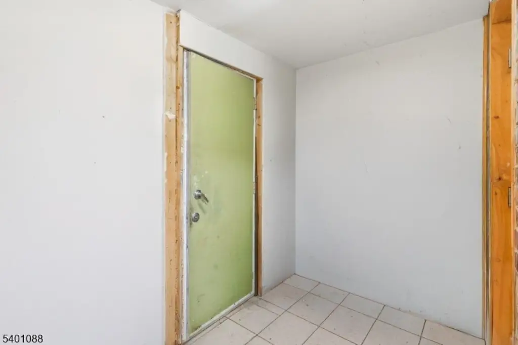 Picture 11