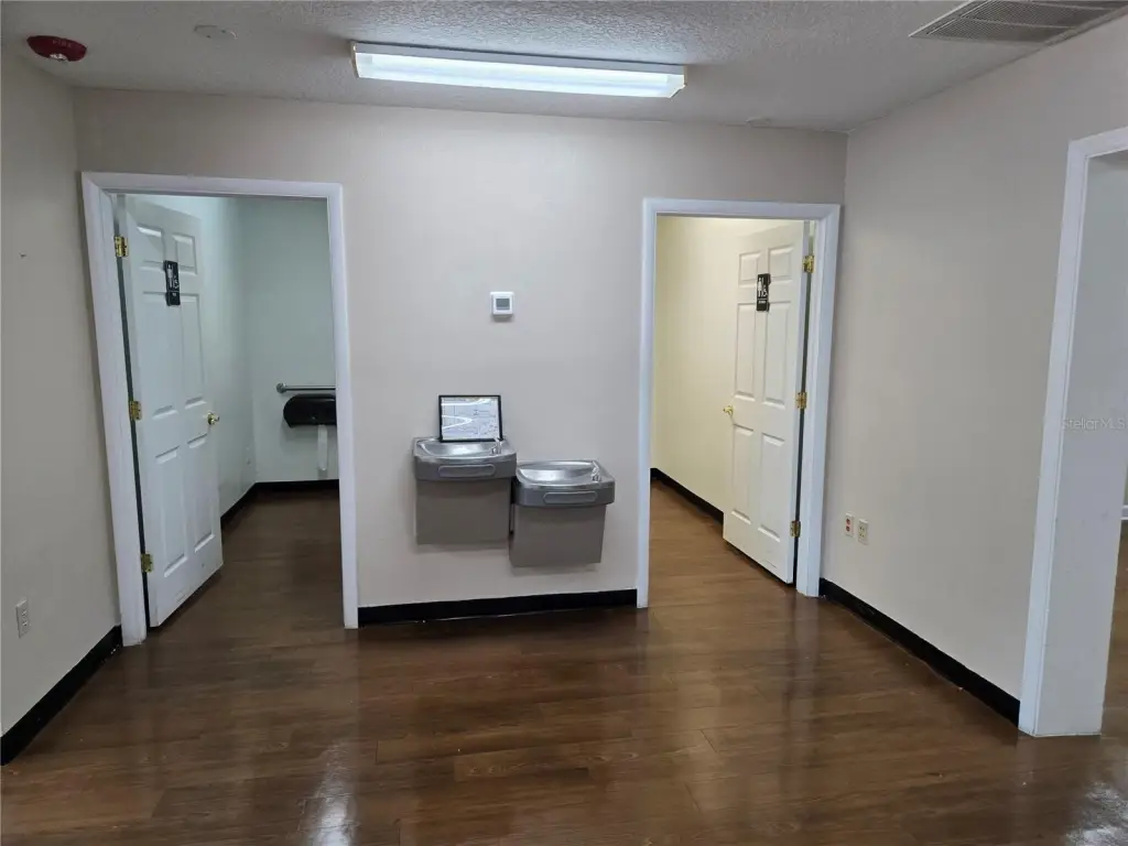 Picture 37