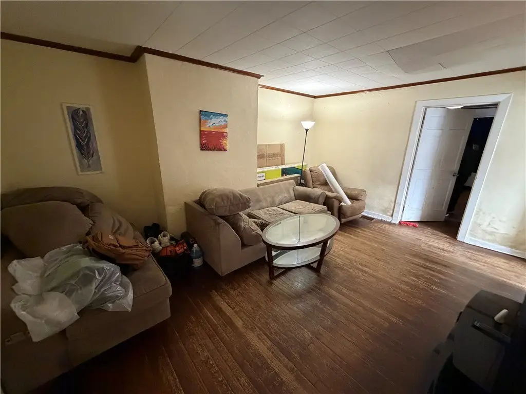 Picture 12