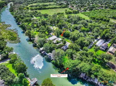 Residential Land in Navarro School