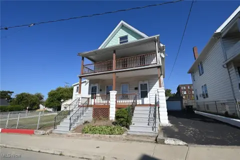 Cleveland Duplex Near Detroit Avenue
