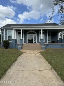 Forsyth Commercial Property For Sale