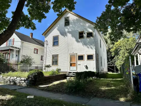 Versatile Rutland City Multi-Family Opportunity