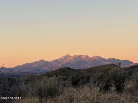 Vail Land with Mountain Views