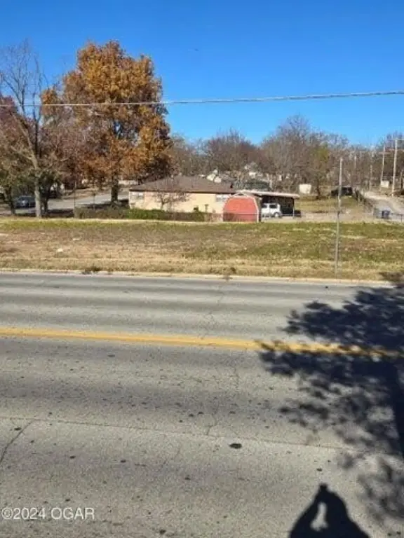 Picture 4