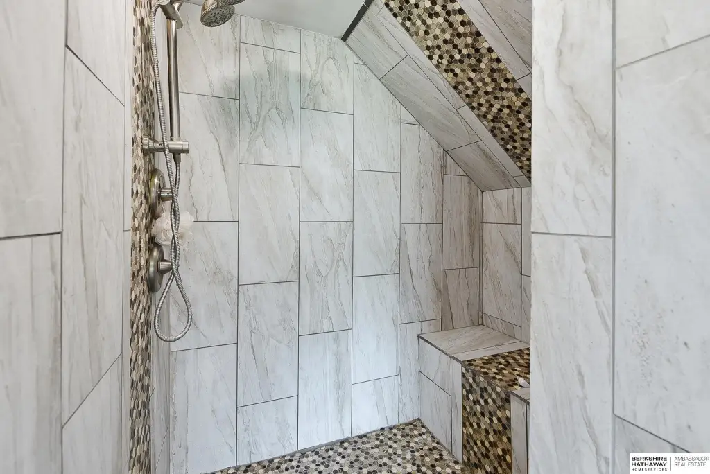 Picture 16