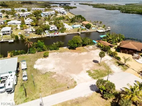 Waterfront Land in Bokeelia, FL