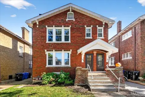 Well-Maintained Duplex in St. Louis
