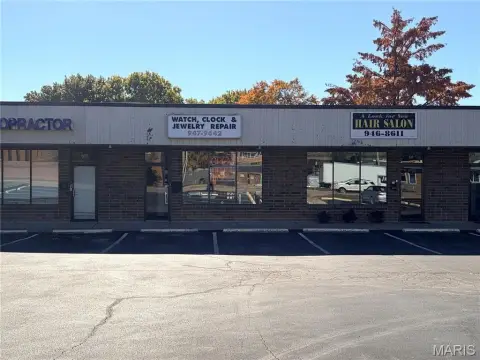 St Charles Commercial Condominium