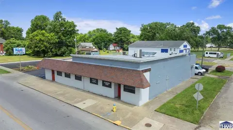 Restaurant/Bar Opportunity in Terre Haute