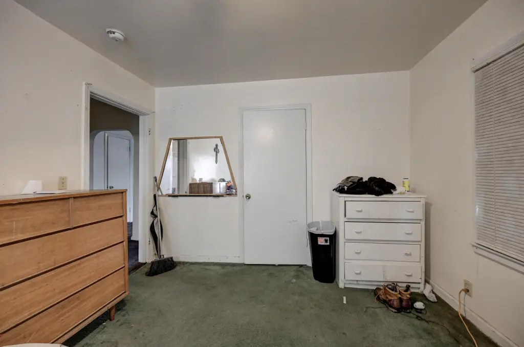 Picture 12