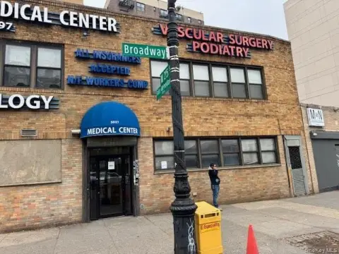 Turnkey Medical Office on Broadway
