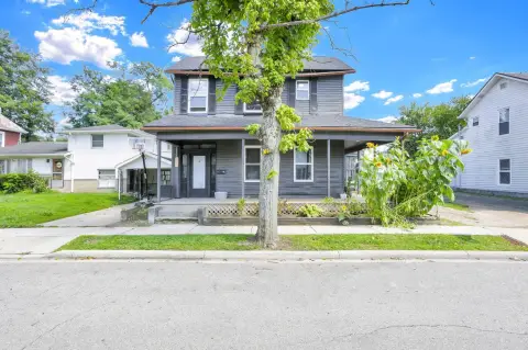 Renovated Duplex with Two Units