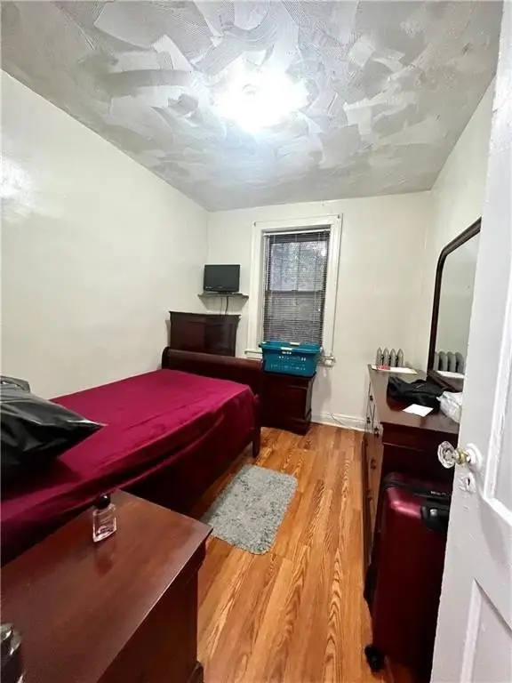 Picture 8