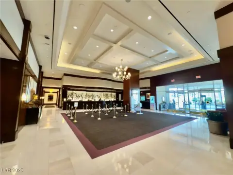 MGM Signature Penthouse Studio