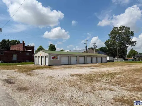Storage Units in Famersburg, IN