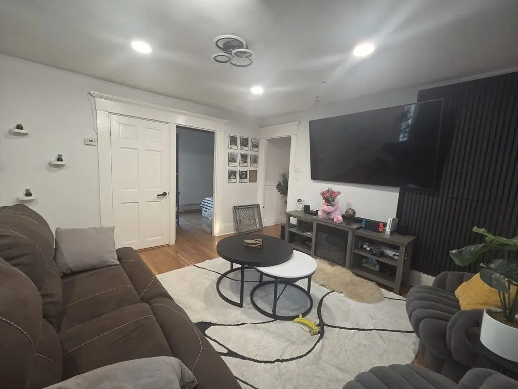 Picture 9