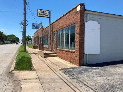 Springfield Duplex: Investment Opportunity
