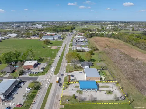 Lafayette Commercial Opportunity on Verot