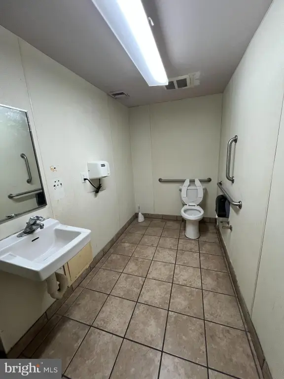 Picture 19