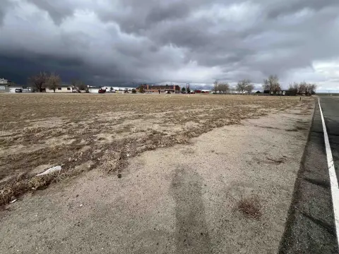 Commercial Land with Utility Easement